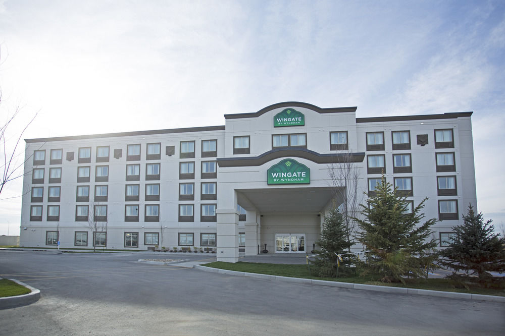 Wingate by Wyndham Calgary Airport image 1